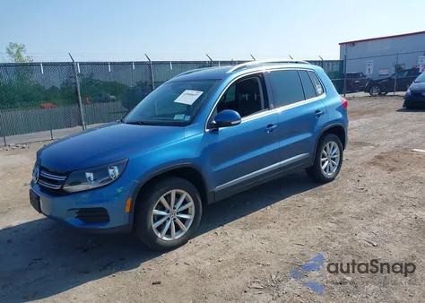 2017 Volkswagen Tiguan 2.0T Wolfsburg Edition z USA, uszkodzony, nr VIN WVGSV7AX2HK015478